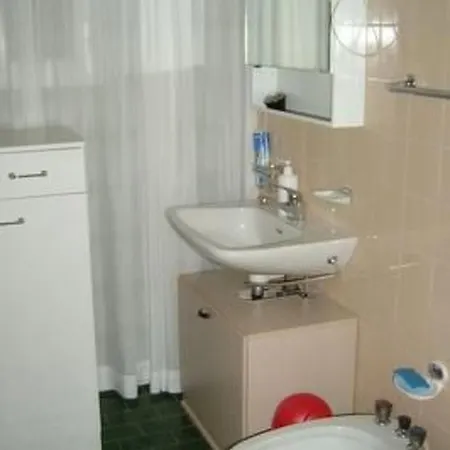 Freie Sicht Auf Und Berge By Interhome Apartamento Muralto